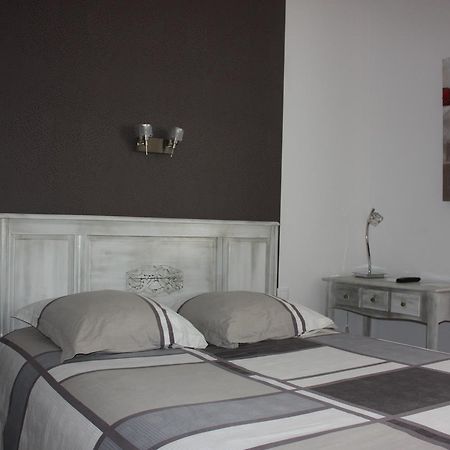 Hotel Le Midi Montaigu-de-Quercy Zewnętrze zdjęcie